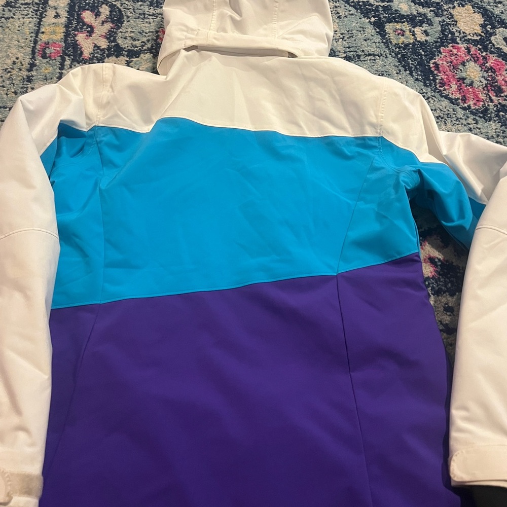 Obermeyer White and Blue Ski Jacket - Picture 15 of 16